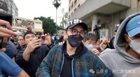 成龙的明星粉丝有哪些_成龙的巨星粉丝_成龙的明星生涯：粉丝与公众形象
