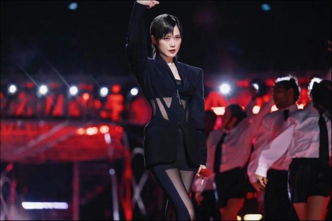 2020年李宇春新歌_李宇春新mv_李宇春的每一场演出都成为新一代歌手的标杆