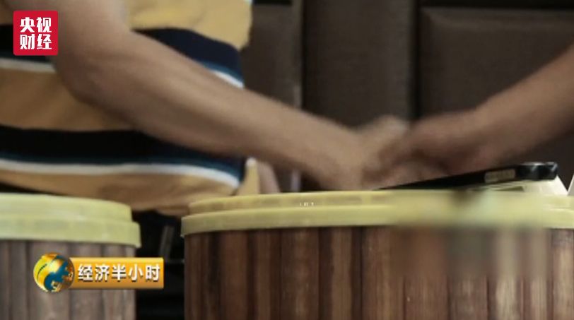 货币虚拟化是什么意思_货币虚拟化的后果_虚拟货币与法币的碰撞：两种货币体系在全球经济中的角色对比