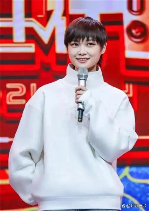 李宇春腾讯微博_李宇春_李宇春越来越像谁