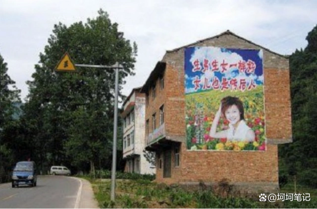 李宇春腾讯微博_李宇春_李宇春越来越像谁