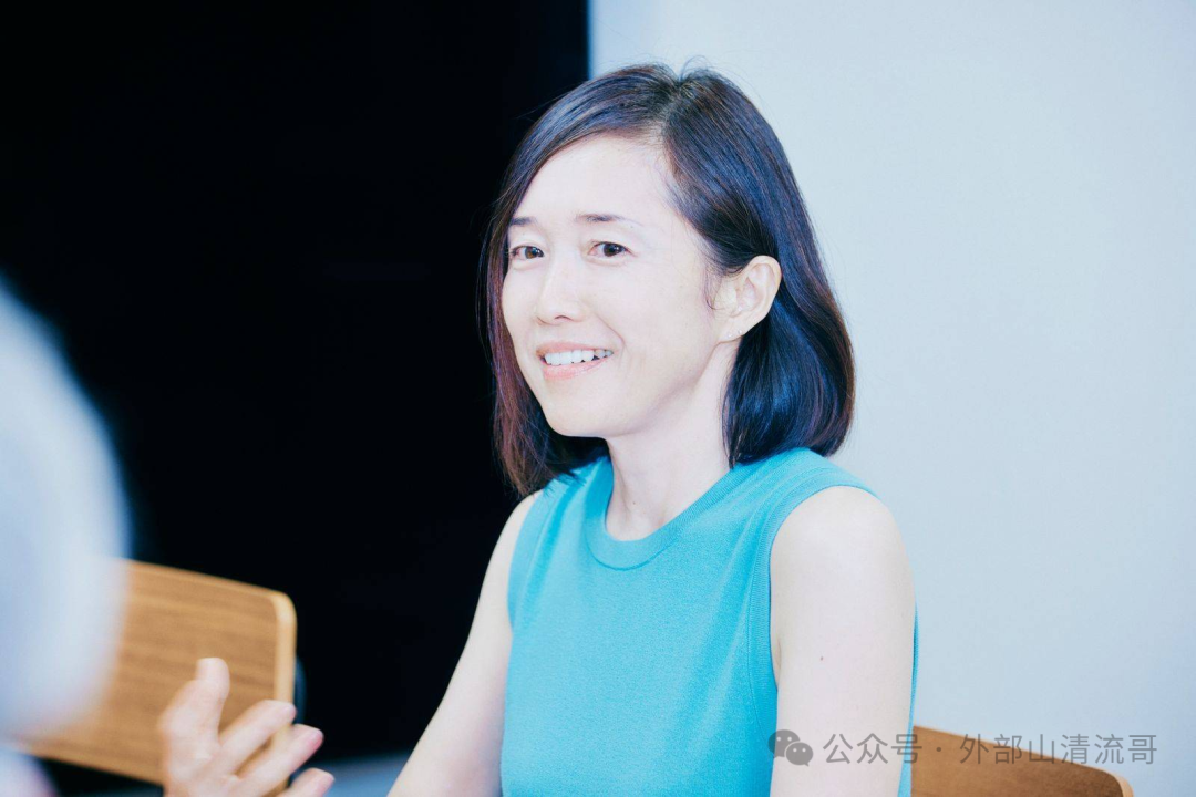以太坊的社区文化：开发者与用户如何共同推动创新_可以在以太坊上开发什么_以太坊开发视频